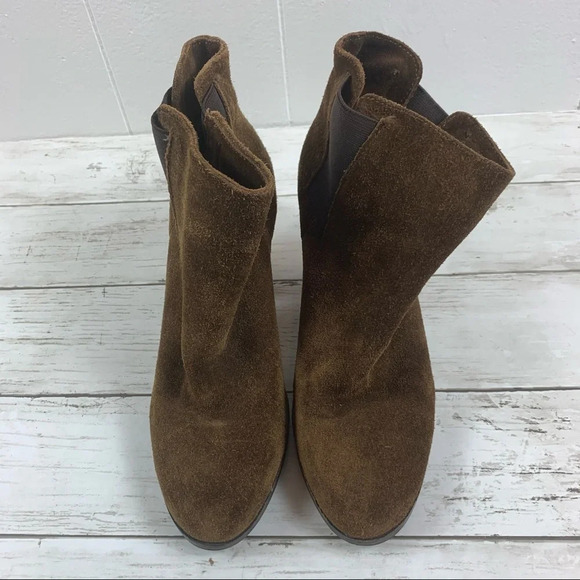 Vince Camuto Vp-Hessa Ankle Boots - Picture 2 of 9